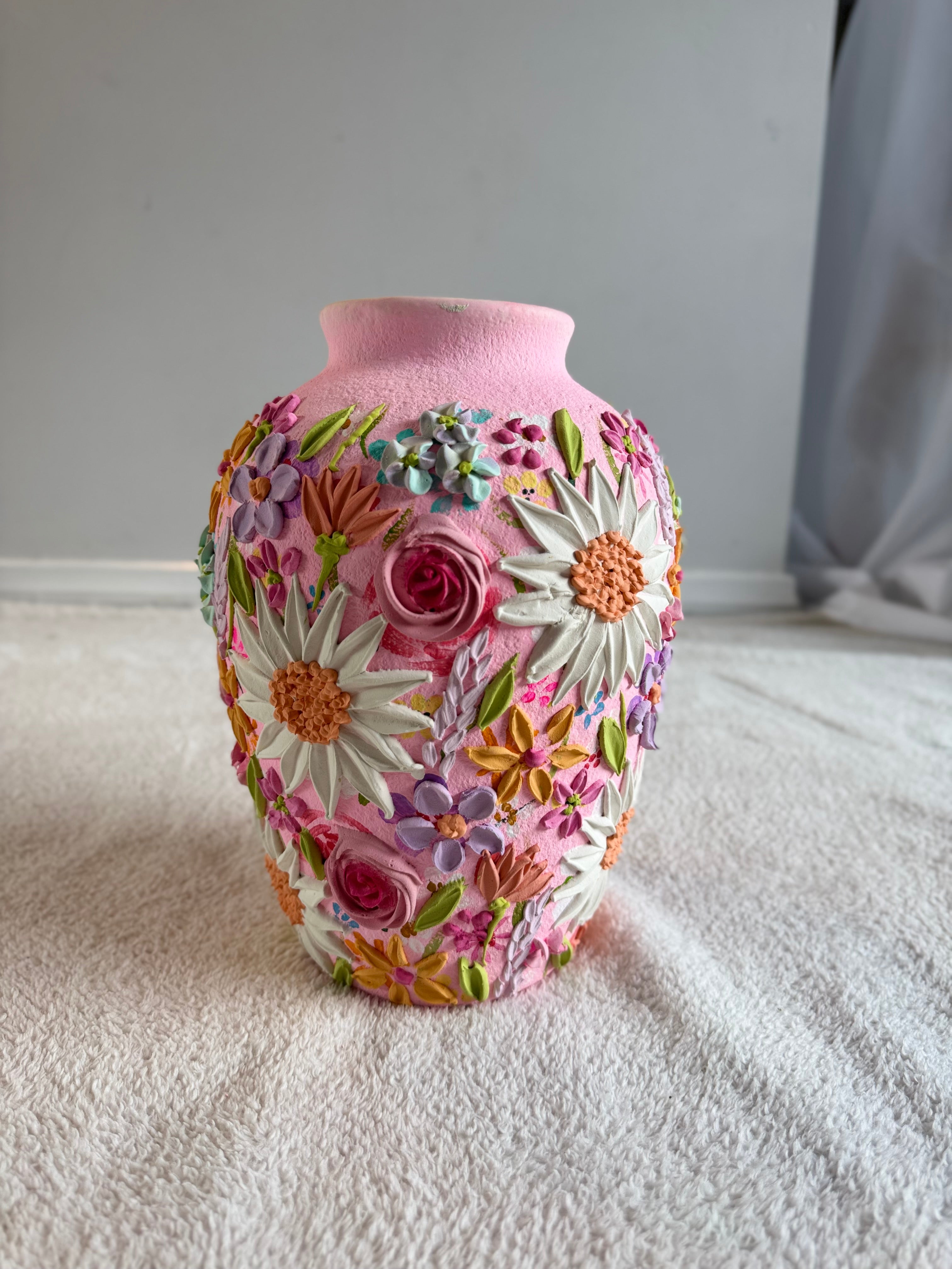 Ceramic vase 25cm