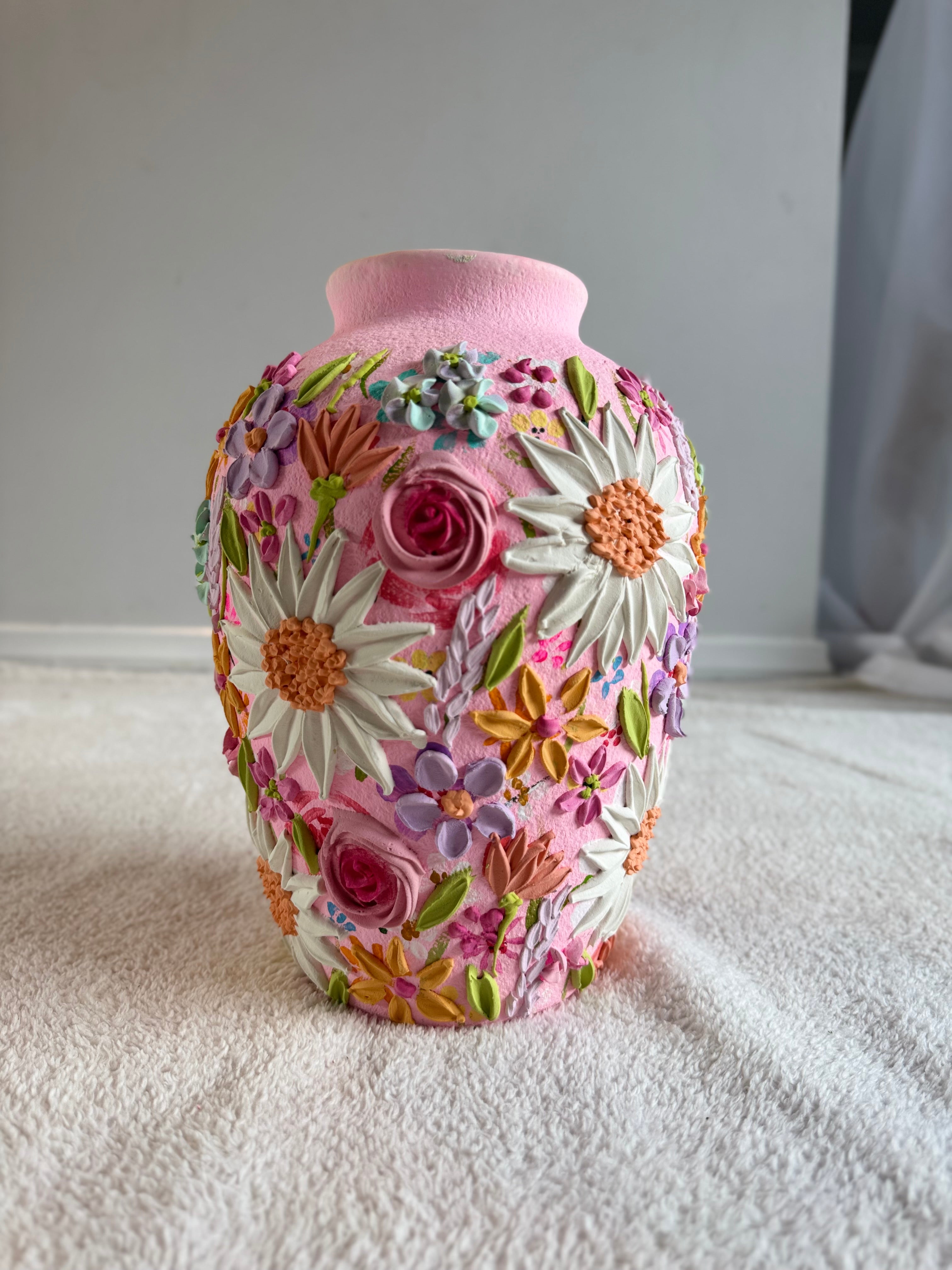Ceramic vase 25cm